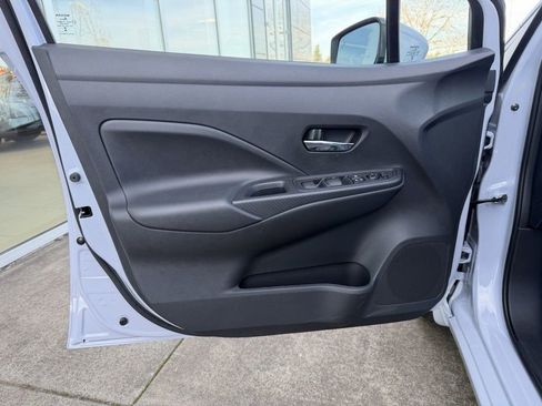 New 2025 Nissan Versa SV w/ Trunk Package image 17