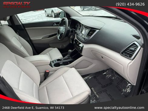 Used 2016 Hyundai Tucson SE image 18