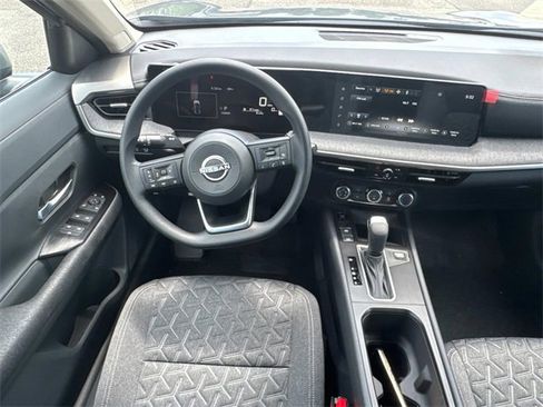 New 2025 Nissan Kicks SV w/ SV Premium Package image 16
