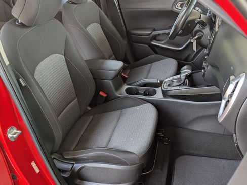 Used 2021 Kia Soul GT-Line FWD image 21