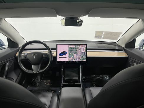 Used 2018 Tesla Model 3 Long Range image 18
