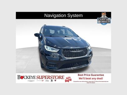 Used 2025 Chrysler Pacifica Limited