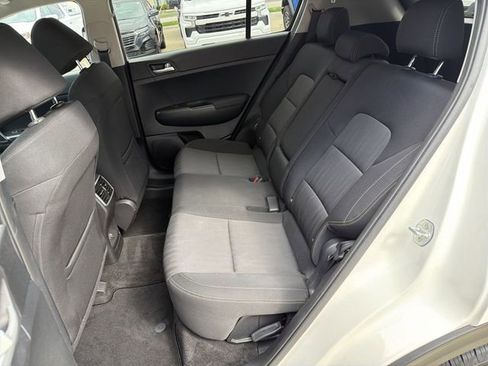Used 2020 Kia Sportage LX image 23