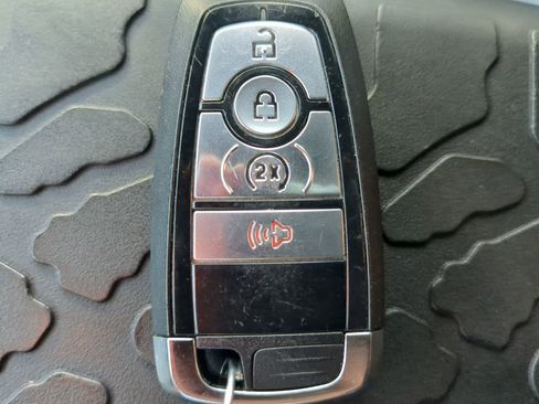 Used 2023 Ford Bronco Black Diamond image 30