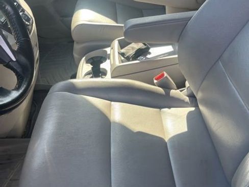 Used 2015 Honda Odyssey Touring Elite image 11