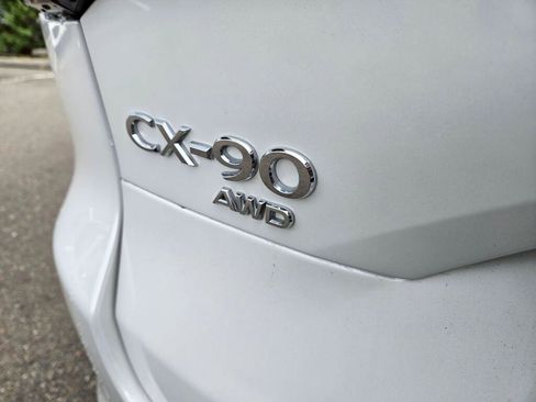 Certified 2024 MAZDA CX-90 Plug-In Hybrid w/ Preferred AWD/4WD image 8