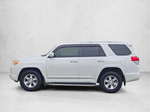 Used 2013 Toyota 4Runner SR5 RWD image 8