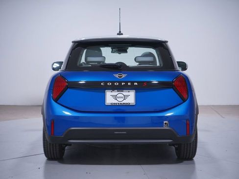 Used 2025 MINI Cooper S FWD image 5