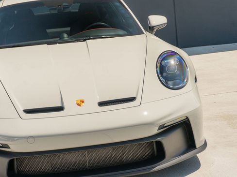 Used 2022 Porsche 911 GT3 RWD image 25