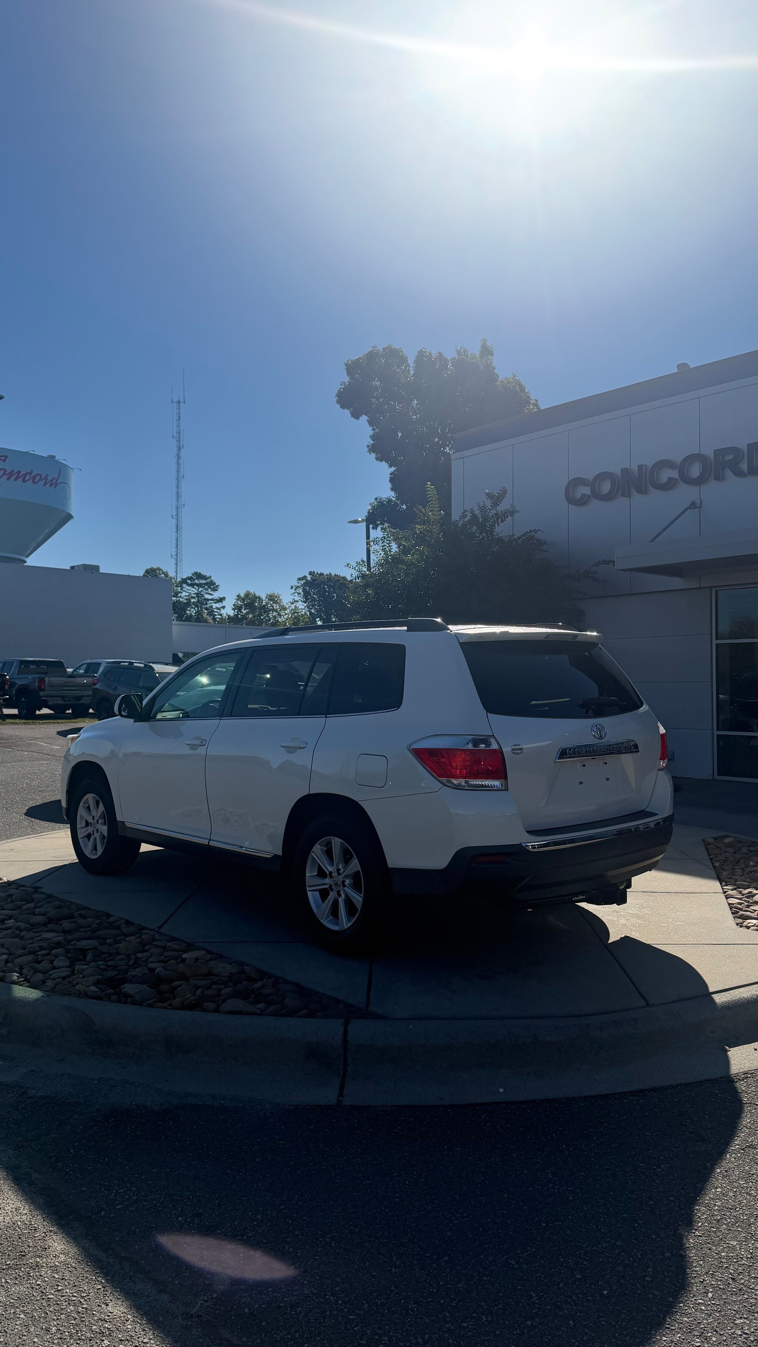 Used 2013 Toyota Highlander SE FWD image 3