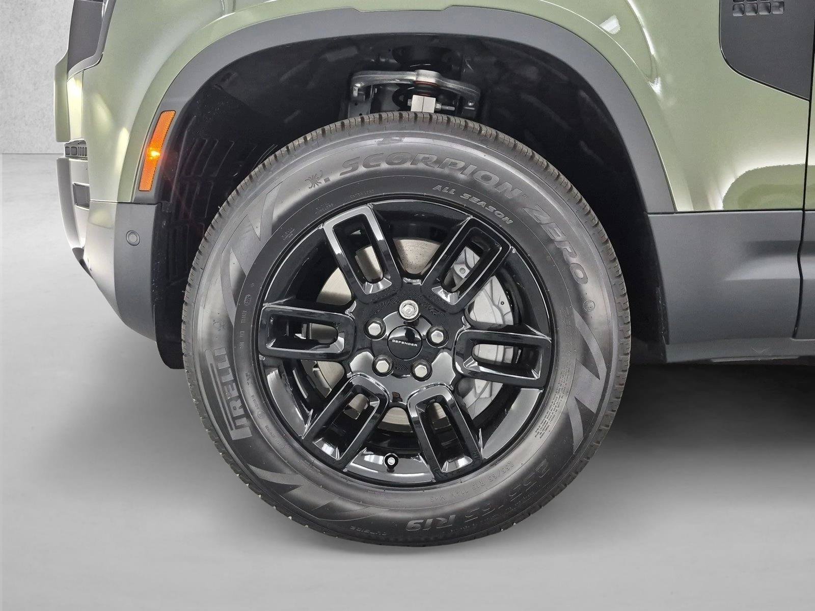 New 2026 Land Rover Defender 110 S AWD/4WD image 10