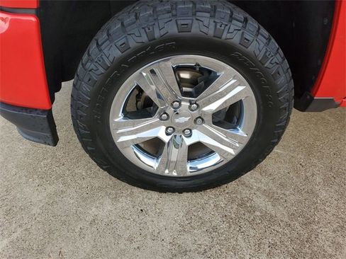 Certified 2018 Chevrolet Silverado 1500 Custom w/ Texas Edition image 30