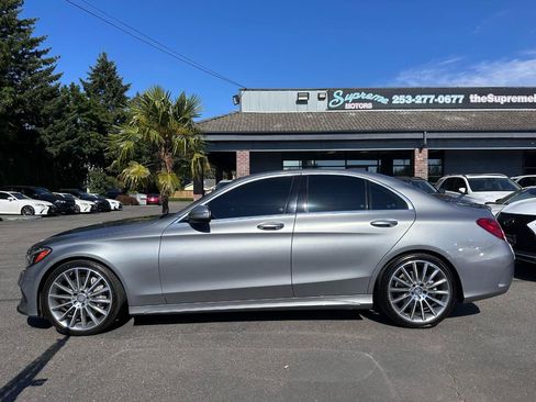 Used 2015 Mercedes-Benz C 300 Sedan image 3