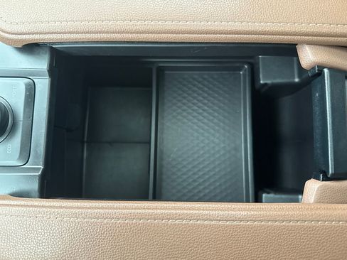 Used 2024 Toyota Grand Highlander AWD Hybrid image 31