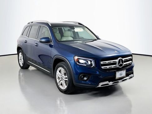 Used 2023 Mercedes-Benz GLB 250 GLB 250 image 3