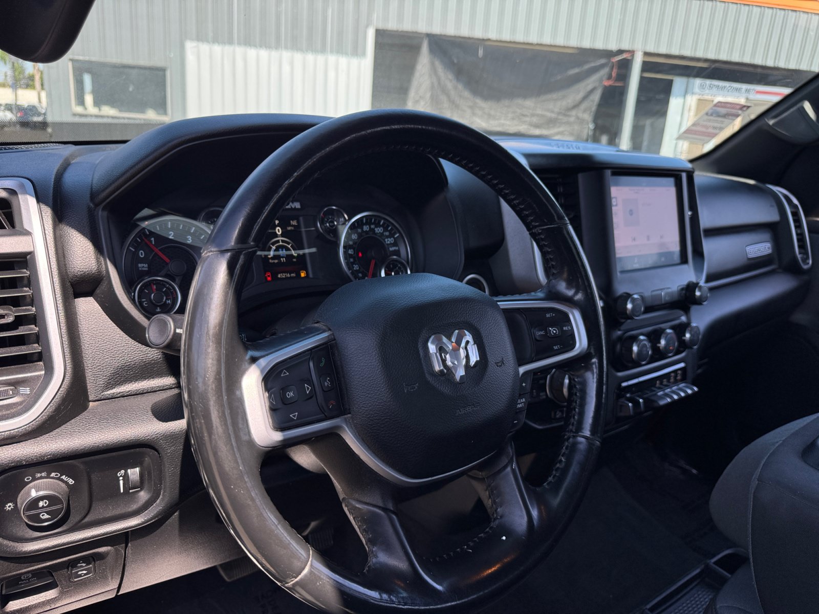 Used 2022 RAM 1500 Big Horn AWD/4WD image 17