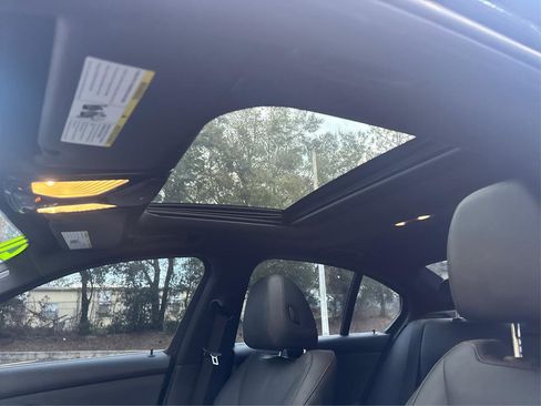 Used 2020 BMW 330i Sedan w/ Convenience Package image 12