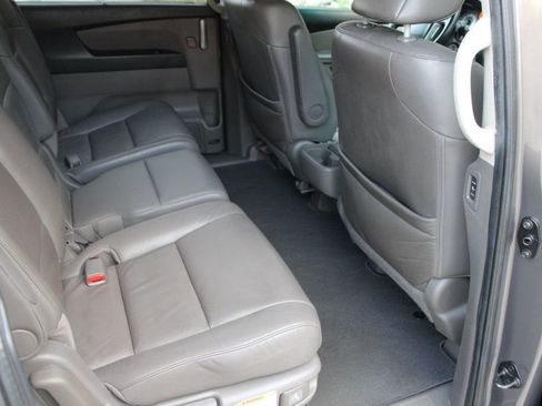 Used 2013 Honda Odyssey Touring Elite image 28