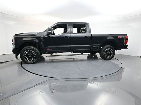 Used 2026 Ford F250 Platinum AWD/4WD image 4