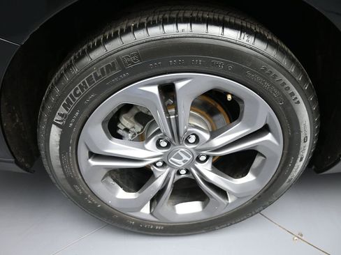 Certified 2023 Honda Accord EX image 12