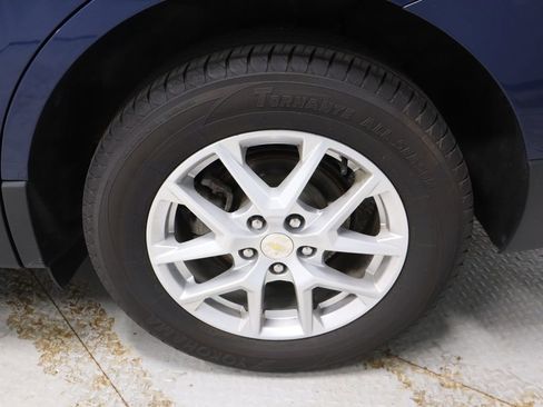 Used 2022 Chevrolet Equinox LS image 17