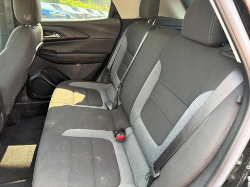 Used 2022 Chevrolet TrailBlazer LT w/ Convenience Package AWD/4WD image 18