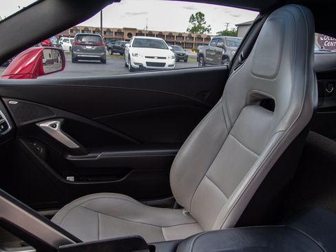 Used 2014 Chevrolet Corvette Stingray Coupe RWD image 13