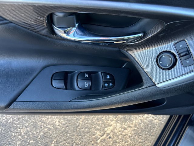 Used 2013 Nissan Altima 3.5 SL FWD image 12