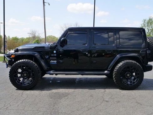 Used 2022 Jeep Wrangler Unlimited Sahara w/ Cold Weather Group image 59