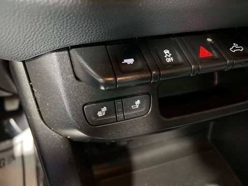 Used 2021 Chevrolet Colorado Z71 image 29