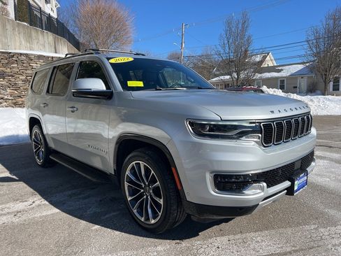 Used 2022 Jeep Wagoneer Series II w/ Premium Group I image 7