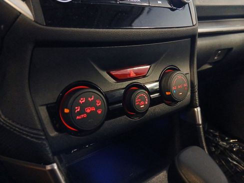 Used 2021 Subaru Forester Premium image 21