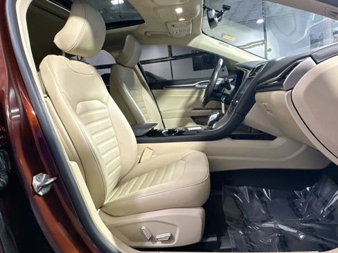 Used 2016 Ford Fusion SE w/ Equipment Group 202A image 37