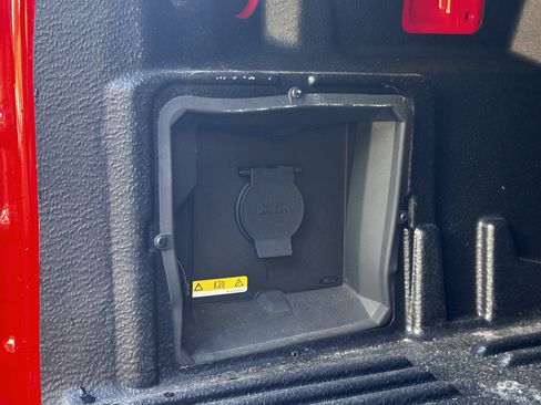 Used 2023 Ford F150 XLT w/ Equipment Group 302A High image 25