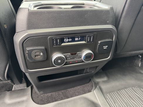 Used 2021 Ford Expedition Max Limited image 24