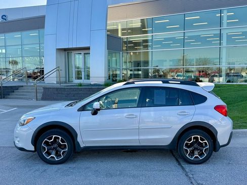 Used 2014 Subaru Crosstrek 2.0i Limited AWD/4WD image 3