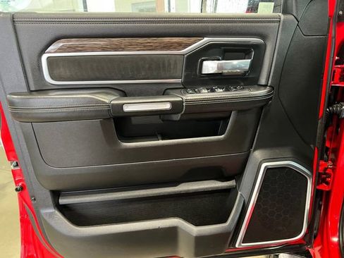 Used 2019 RAM 2500 Laramie image 14