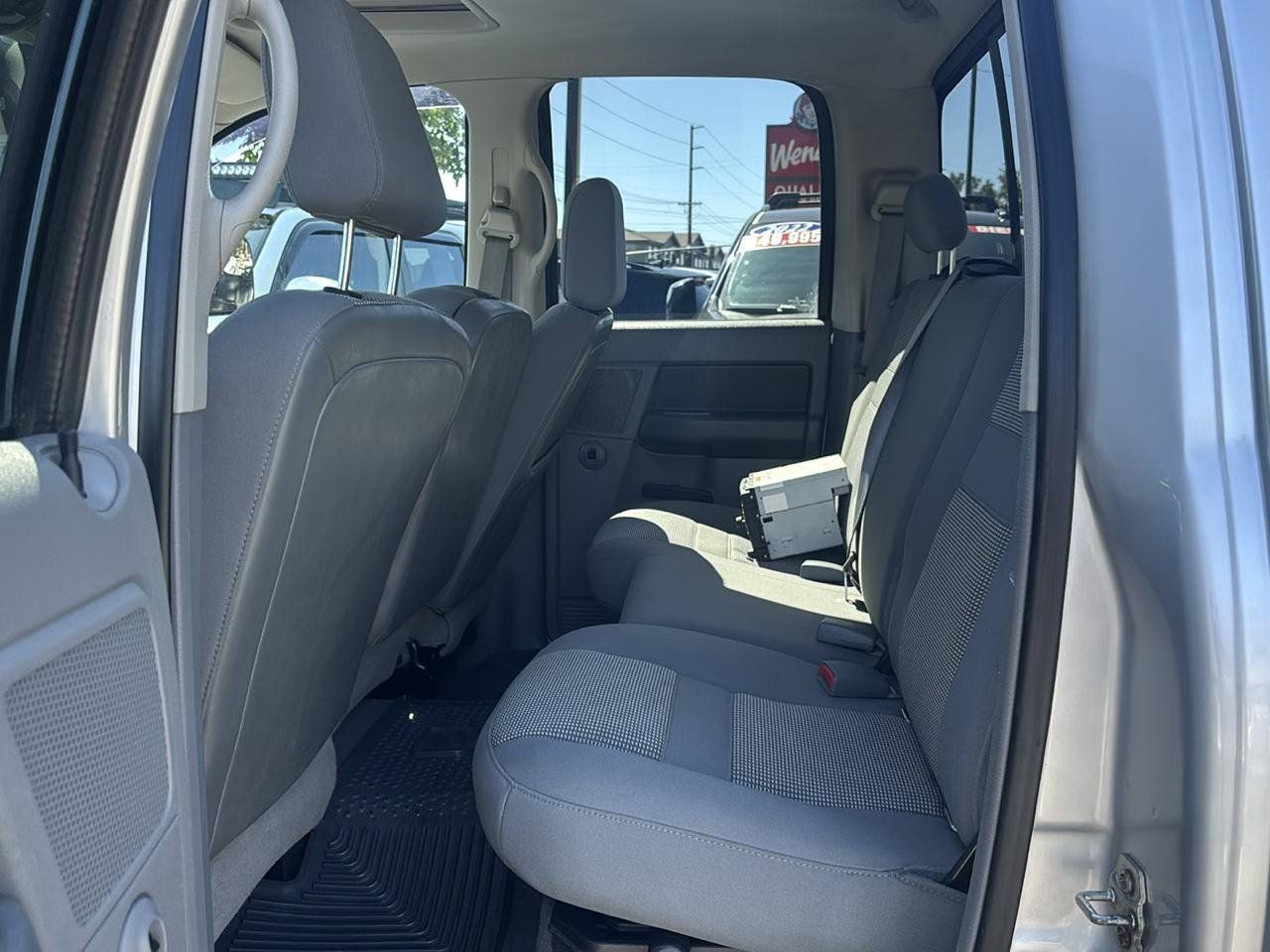 Used 2007 Dodge Ram 3500 Truck SLT w/ Navigation Convenience Group AWD/4WD image 10