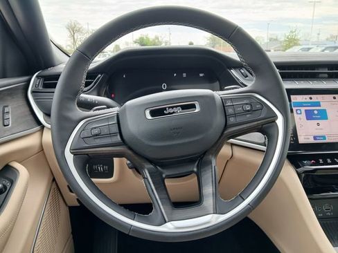 New 2026 Jeep Grand Cherokee L Limited AWD/4WD image 21