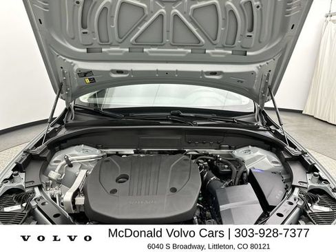 Certified 2025 Volvo XC60 B5 Plus AWD/4WD image 26