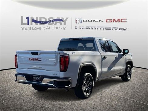 Certified 2025 GMC Sierra 1500 SLT image 2