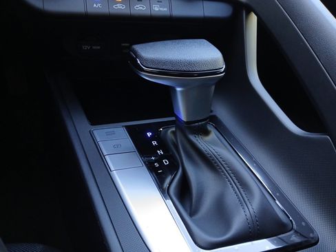 New 2026 Hyundai Elantra SE image 17