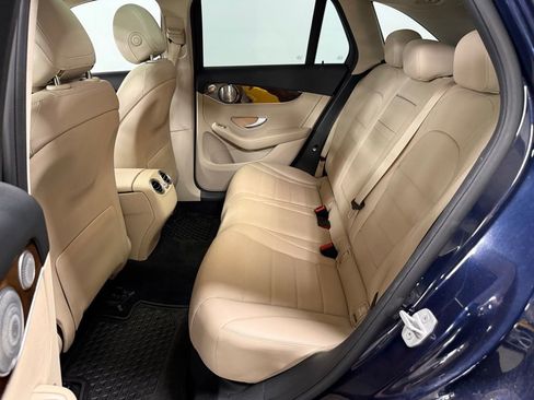Used 2016 Mercedes-Benz GLC 300 4MATIC image 17