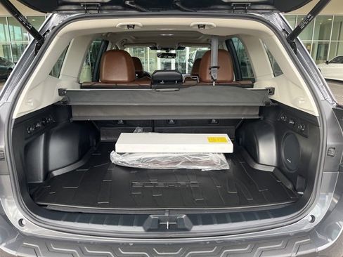 Used 2023 Subaru Forester Touring w/ Popular Package #3 image 27