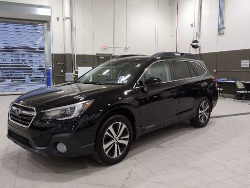 Used 2019 Subaru Outback 2.5i Limited image 3