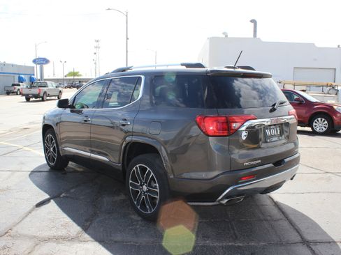 Used 2019 GMC Acadia Denali w/ Technology Package AWD/4WD image 4
