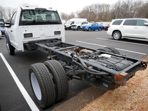 Used 2023 Ford F550 4x4 Regular Cab Super Duty image 7