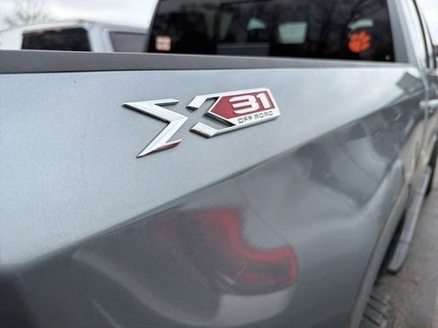 Used 2020 GMC Sierra 1500 Elevation w/ Elevation Value Package image 12