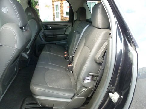 Used 2013 GMC Acadia SLE FWD image 24