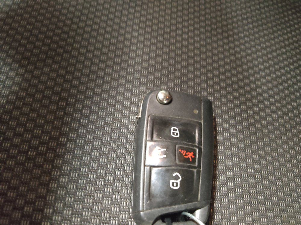 Used 2020 Volkswagen Jetta S w/ Driver Assistance Package FWD image 32